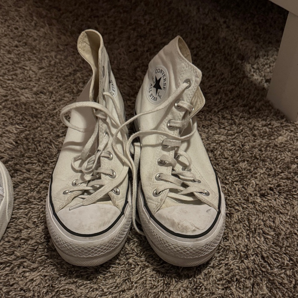 Converse Classic White Canvas platforms